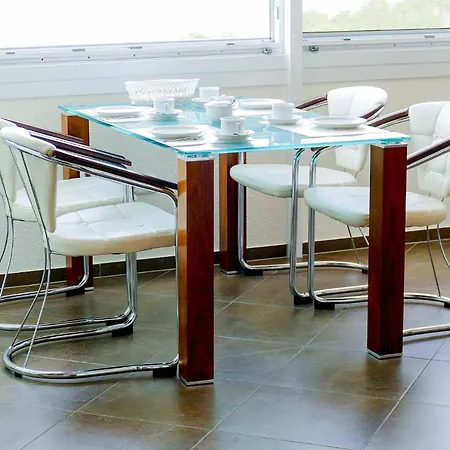 Strandhochhaus Sj09 *