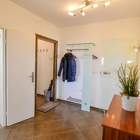 Strandhochhaus Sj09 *